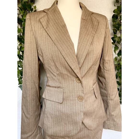 New York & Company Stretch Vintage Brown Suit Set Women's Size 2 - Picture 2 of 12